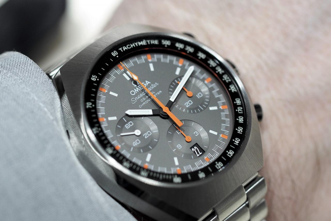 Grey dial omega speedmaster mark ii co-axial chronograph replica watch
