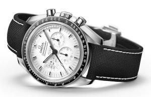 Omega Speedmaster Apollo 13 Silver Snoopy Award Limited Edition Watch Watch Releases