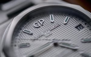 Girard-Perregaux Laureato Steel 42mm Watch Review Wrist Time Reviews